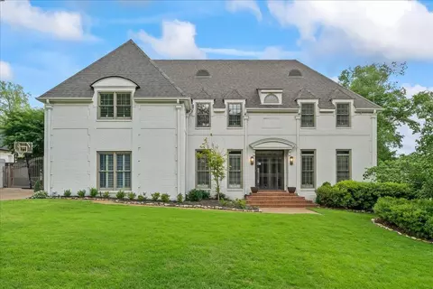2800 Oakleigh Ln, Germantown, TN 38138