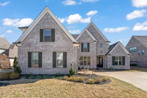 5054 Adagio Ln, Lakeland, TN 38002