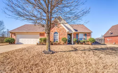 6681 White Hawk Ln, Olive Branch, MS 38654