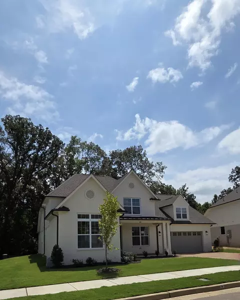 610 Yvonne Bend Dr, Collierville, TN 38017