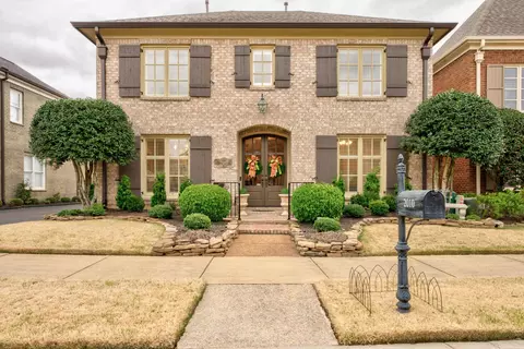 2010 Arden Landing Dr, Germantown, TN 38139
