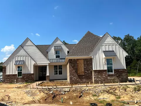 240 Drake Dr, Piperton, TN 38017