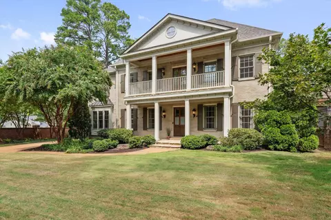 5022 Cole Rd, Memphis, TN 38117