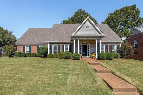 7600 Dexter Grove Dr, Cordova, TN 38016