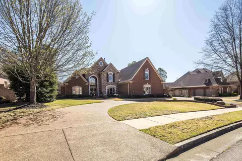 1072 Center Ridge Rd, Collierville, TN 38017