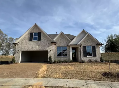 75 Live Oak Cv, Oakland, TN 38060