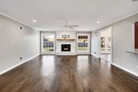 209 E Powell Rd, Collierville, TN 38017 photo 11
