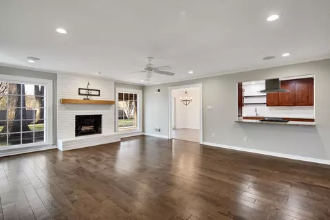 209 E Powell Rd, Collierville, TN 38017 photo 12