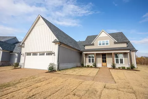 210 Highland Park Cv, Oakland, TN 38060