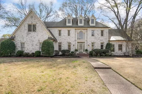 2115 Deerwoods Cv, Germantown, TN 38139