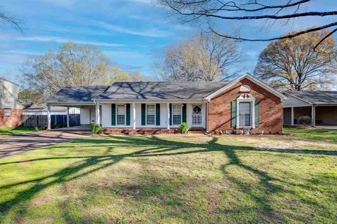 5858 Ridgevale Ave, Memphis, TN 38119
