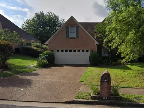 8947 Dewberry Ln, Cordova, TN 38016