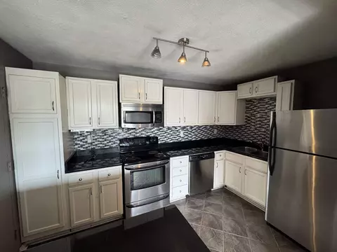 2277 Union Ave #411, Memphis, TN 38104