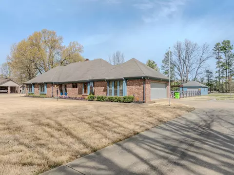 9190 Kerrville-rosemark Rd, Millington, TN 38053