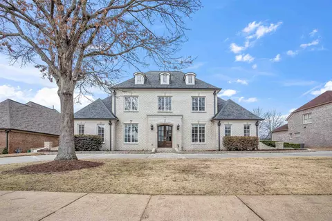 1065 Summer Springs Rd, Collierville, TN 38017