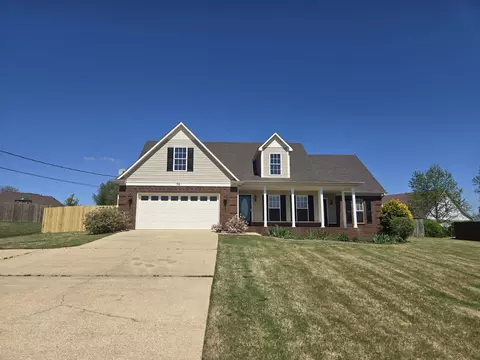 76 Colonial Woods Dr, Atoka, TN 38004