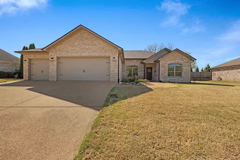 25 Ivybrook Dr, Jackson, TN 38305 photo 1