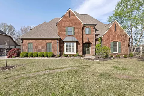 624 Winburn Dr, Collierville, TN 38017