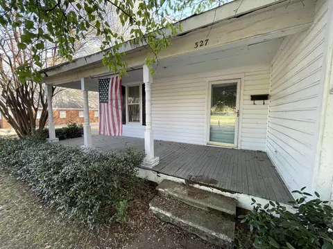 327 E Poplar Ave, Collierville, TN 38017