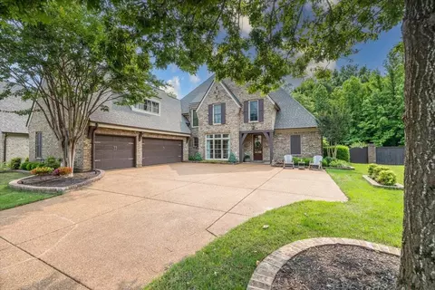 5208 Prairie Sky Dr, Lakeland, TN 38002