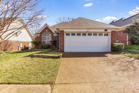 1538 Beringer Dr, Cordova, TN 38018