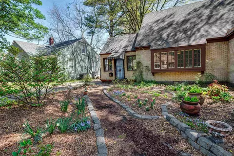 Exterior - 30 S Alicia Dr, Memphis, TN 38112 photo 2 of 15