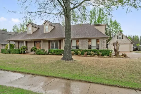 6812 Hare Pointe Pt, Arlington, TN 38002
