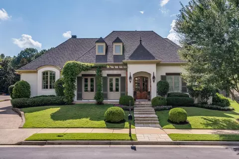 9113 Orleans Walk Cv, Germantown, TN 38139