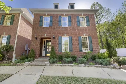 360 Sterling Oaks Cv, Collierville, TN 38017