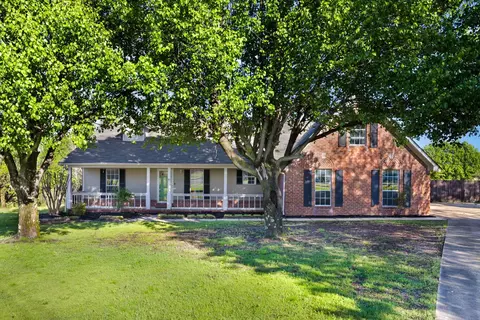 130 Persimmon Cv, Atoka, TN 38004