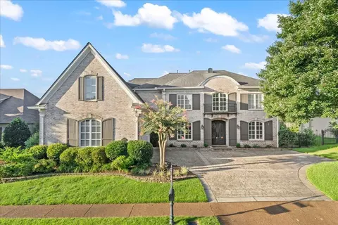 10239 Statfield Dr, Collierville, TN 38017