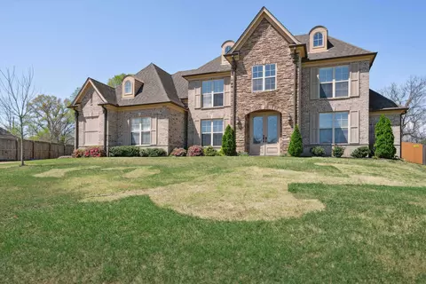 4803 Ellendale Rd, Bartlett, TN 38135