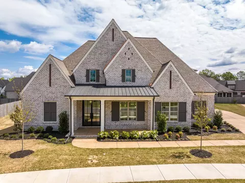 714 Windsor Hill Cir E, Collierville, TN 38017