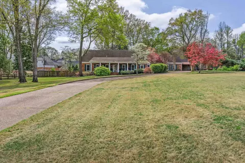 7239 Neshoba Rd, Germantown, TN 38138