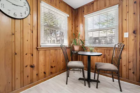 Dining - 3869 Appling Rd, Bartlett, TN 38135 photo 3 of 3