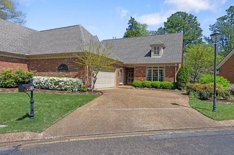 7243 Plantation Cir, Germantown, TN 38138