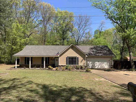 206 Walker Field Ln, Munford, TN 38058