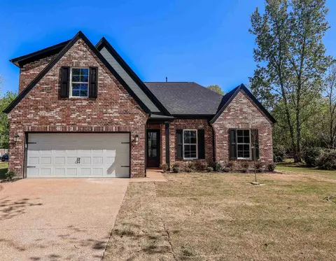 2452 Tracy Rd, Atoka, TN 38004