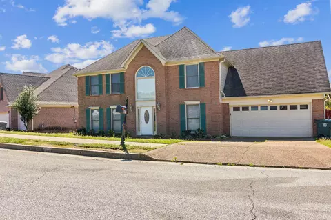 8915 Johnston St, Cordova, TN 38016