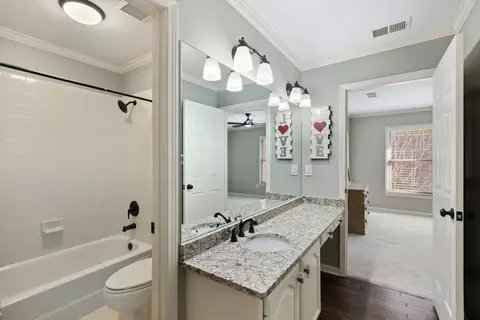 932 E Riverwalk Dr, Memphis, TN 38120 photo 21