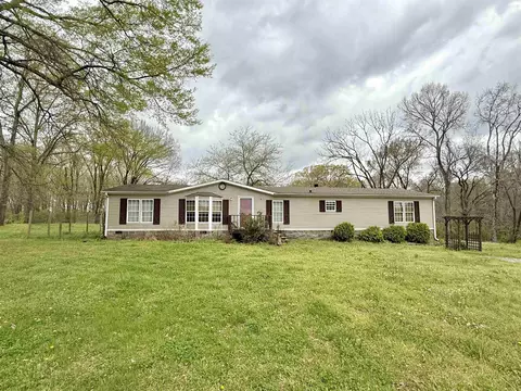 6160 Fayette Corner Dr, Whiteville, TN 38075
