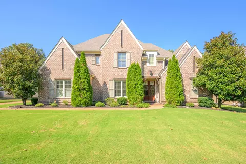 145 Saunders Creek Cir, Rossville, TN 38066