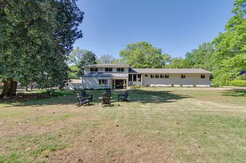 15 Wood Grove Rd, Memphis, TN 38117