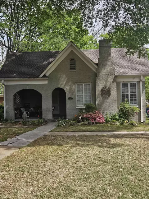 412 Main St S, Covington, TN 38019