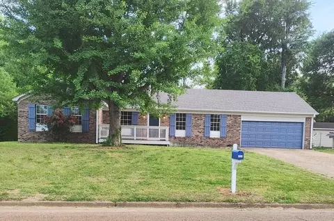 6085 Ivanhoe Rd, Bartlett, TN 38134