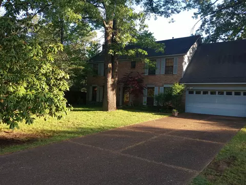 5786 N Lake Oaks Dr N, Bartlett, TN 38134