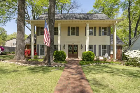 7090 Riverwood St, Germantown, TN 38138