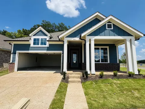 306 Delphinium Dr E, Cordova, TN 38018
