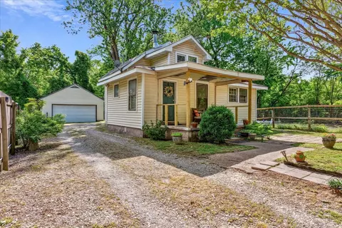 3707 Whittier Rd, Memphis, TN 38108