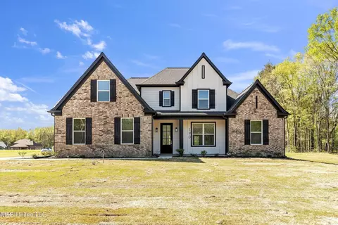 190 Centerline Roper Loop, Byhalia, MS 38611